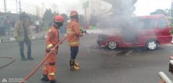 Angkot di Bekasi Terbakar saat Bawa Penumpang, Diduga karena Korsleting Listrik