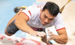 Fantastis! Spiderman Indonesia Kiromal Katibin Pecahkan Rekor Dunia Panjat Tebing