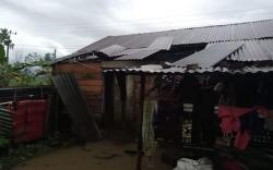 Puting Beliung Terjang Lubuklinggau, Belasan Rumah Rusak Anak-Anak Teriak Ketakutan <