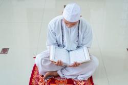 Khasiat Ayat Seribu Dinar dan Cara Mengamalkannya, Tulisan Arab, Latin, Artinya