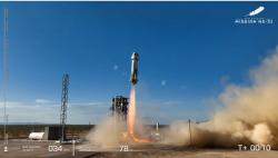 Blue Origin Sukses Terbangkan 6 Orang Wisatawan ke Luar Angkasa