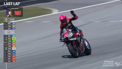 Detik-detik Aleix Espargaro Blunder Fatal, Selebrasi saat Balapan Tersisa Satu Putaran