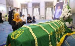 Gubernur Khofifah: Jejak Kebaikan Eril Menginspirasi Generasi Muda untuk Saling Berbagi