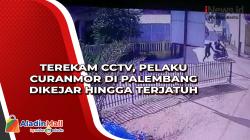 Terekam CCTV, Pelaku Curanmor di Palembang Dikejar hingga Terjatuh