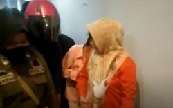 10 Pasangan Mesum Terjaring Razia di Sejumlah Hotel, Satu Orang Keluar Kamar Pakai Helm