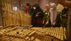Pameran 200 Jenis Alat Musik Tradisional dari 31 Provinsi