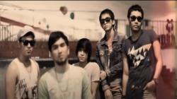 Chord Gitar dan Lirik Lagu Lebih Dari Bintang - Lyla: Kau Lebih dari Sekedar Bintang-Bintang