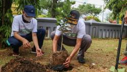 Menko PMK Sebut Menanam Pohon Berkaitan dengan Hidup Matinya Warga Dunia