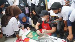 Dapat Pelatihan Kuliner Dimsum, Emak-Emak Karawang Ingin Sandiaga Uno Jadi Presiden