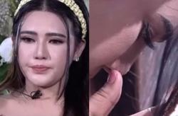 Jelang Menikah, Via Vallen Jalani Prosesi Sungkeman