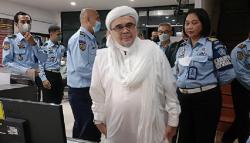 Kemenkumham Pastikan Habib Rizieq Tak Bebas Murni Hari Ini