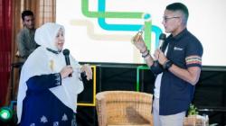 Begini Detik-Detik Sandiaga Uno Disemprot Emak-Emak di Aceh