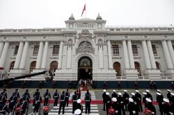 Berani! Polisi Peru Gerebek Istana Negara, Buru Adik Ipar Presiden