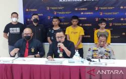 Polisi Kejar 3 Pemuda Desa Asal OKI yang Kuras Rekening Warga Cimahi