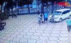  Tragis, Bocah di Pekalongan Terlindas Mobil saat Bermain hingga Patah Kaki 