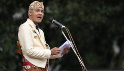  Ganjar Ingatkan Jajarannya Tak Jual Beli Jabatan : Hentikan Sekarang atau Ditangkap!