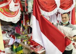 Kebanjiran Pesanan, Pengusaha Konveksi Bendera Merah Putih Ini Raup Omzet Ratusan Juta per Hari