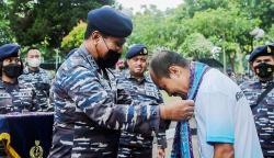 Pelari Solo Triathlon 1.293 Kilometer Disambut di Mabes AL
