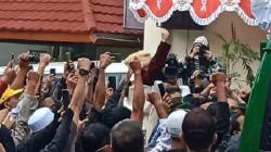 Habib Bahar bin Smith Berpeluang Bebas, Hakim Hanya Vonis 6 Bulan 15 Hari<