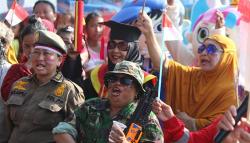 Ratusan Warga Kepulauan Seribu Karnaval Meriahkan HUT RI