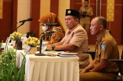 Gubernur Ansar Rakor dengan Bupati dan Wali Kota se-Kepri Bahas Pengendalian Inflasi