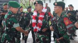 Pangdam XVI/Pattimura Sambut Kedatangan 500 Prajurit Satgas Yonarmed 1 Kostrad di Maluku<