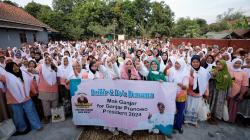 Ratusan Emak-Emak Kabupaten Cirebon Serukan Ganjar Pranowo Presiden