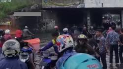 Hujan Deras Guyur Kota Bandung, Banjir Rendam Cibaduyut dan Kopo<