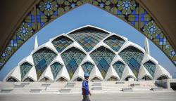 Penampakan Megahnya Arsitektur Masjid Al Jabbar di Bandung<