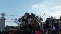 Didemo Buruh, Pemkab Majalengka Tak Bisa Berbuat Banyak soal Kenaikan BBM