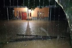  Diguyur Hujan Deras, 9 Kampung di Sukabumi Terendam Banjir
