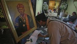 Suasana Rumah Duka Almarhum Azyumardi Azra 