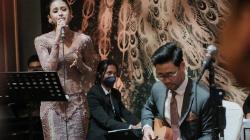 Maudy Ayunda Duet dengan Suami di Pernikahan Sang Adik, Romantis Banget!