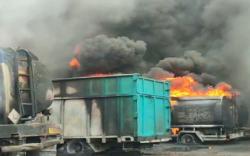  Gudang Minyak di Kertapati Palembang Terbakar, Warga Dengar Banyak Ledakan 