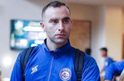 Bek Arema FC Cerita Suasana Horor usai 5 Jam Tertahan di Ruang Ganti Kanjuruhan: Penuh Jeritan dan Darah!