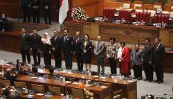 DPR Sahkan 9 Calon Anggota Komnas HAM Periode 2022-2027