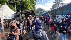 Heboh Antrean Panjang di Halte Transjakarta, JakLingko: Ada Pembaruan Sistem Tap In dan Tap Out