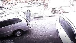 Terekam CCTV, Gereja di Lahundape Kota Kendari Dilempari Batu oleh OTK