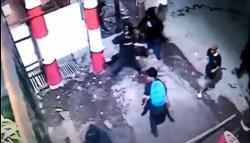 Geng Motor Serang Permukiman Warga dengan Busur Panah dan Batu, 1 Orang Terluka, 3 Pelaku Diamankan<