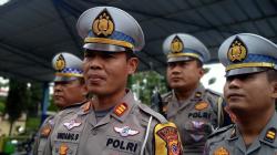 Terjaring Razia Lalu Lintas, Pengendara Motor di Garut Diajak Ngopi Bareng Polisi