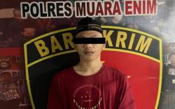 Keterlaluan, Pria Muara Enim Ini Pukul dan Ludahi Ibu Kandung 