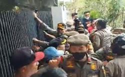 Eksekusi Rumah Wanda Hamidah Sempat Diwarnai Kericuhan, Begini Duduk Perkaranya