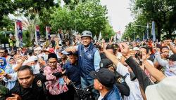  Safari Politik di Bandung, Anies Baswedan Ikuti Jalan Sehat hingga Hadiri NasDem Youth Festival