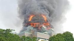 Kronologi Runtuhnya Kubah Masjid Islamic Center saat Kebakaran, Dibebani 12 Lampu Seberat 1 Ton