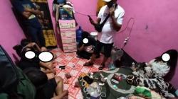 Gerebek Rumah Kos, Satpol Temukan 5 Muda-mudi di Padang Asyik Pesta Sabu