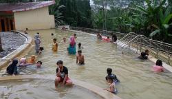 Kolam Pemandian Air Hangat di Wonosobo, Mampu Menyembuhkan Penyakit Kulit?
