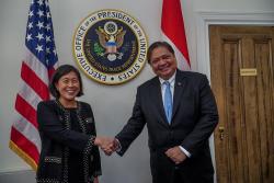 Menko Airlangga Bertemu Perwakilan USTR, Bahas Upaya Penyelesaian Hambatan Perdagangan 