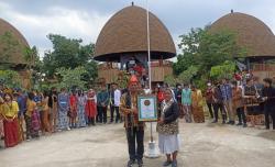 Keren, Sekolah di Semarang Ini Cetak Rekor Upacara Sumpah Pemuda Berkostum Adat Terbanyak