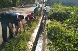  Cegah Banjir, Warga Semarang Serentak Kerja Bakti Bersihkan Kampung hingga Saluran<