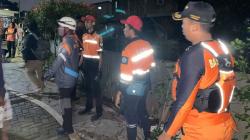 Pencarian Pria Lansia Terseret Arus Sungai Cikapundung Bandung Nihil, Dilanjutkan Besok<